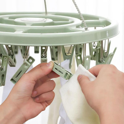 🔥While Supplies Last 50% OFF!🎉 24-Clip Windproof Laundry Hanger – Dry Smarter 🧺(offer）