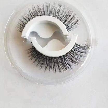 Reusable Self‑Adhesive False Eyelashes – No glue needed, just press  (offer)
